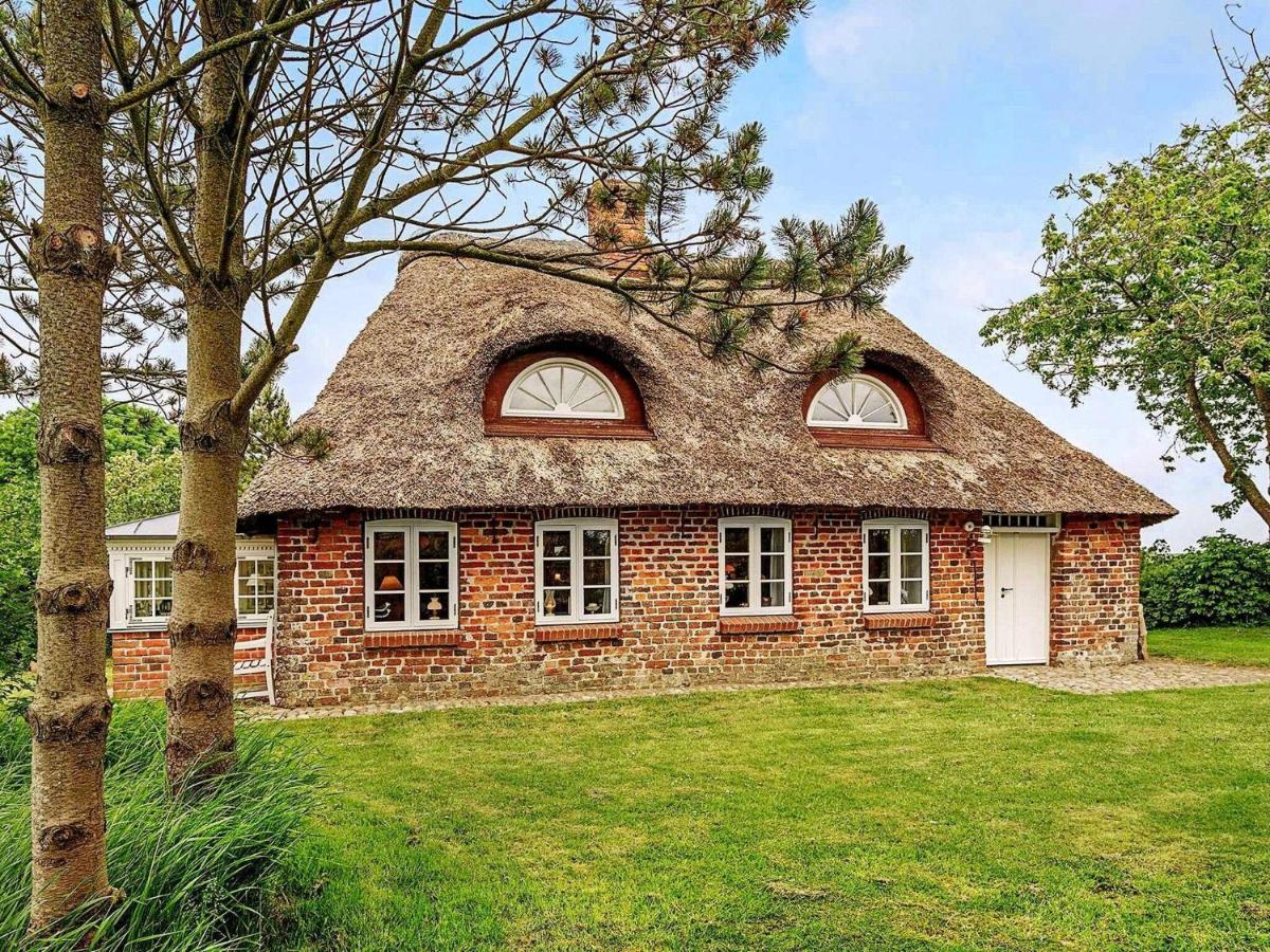 4 Person Holiday Home In T Nder Tønder Exterior foto