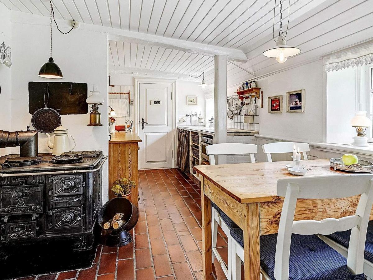 4 Person Holiday Home In T Nder Tønder Exterior foto