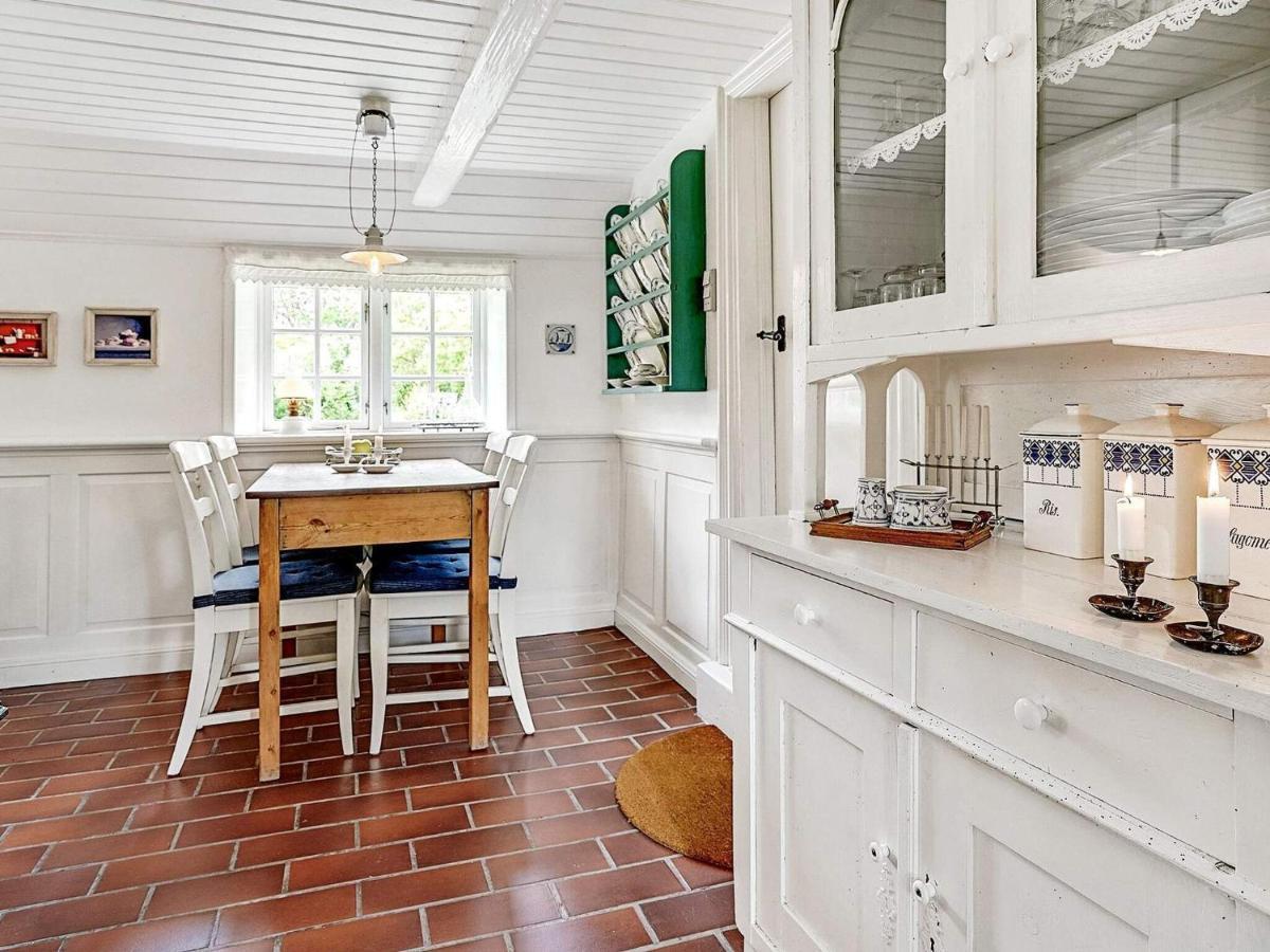 4 Person Holiday Home In T Nder Tønder Exterior foto